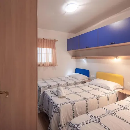 Kemp Village Torre Pendente 3*