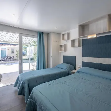 Kemp Village Torre Pendente 3*
