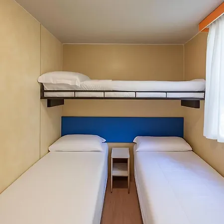 Kemp Village Torre Pendente 3*