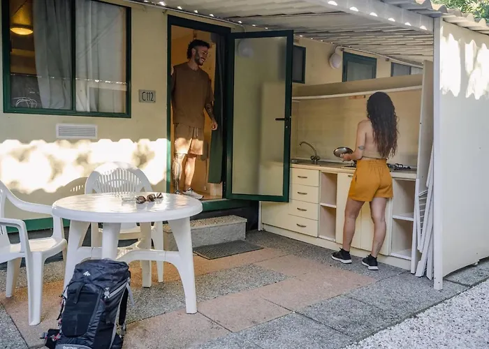 Village Torre Pendente Kamp alanı 3*