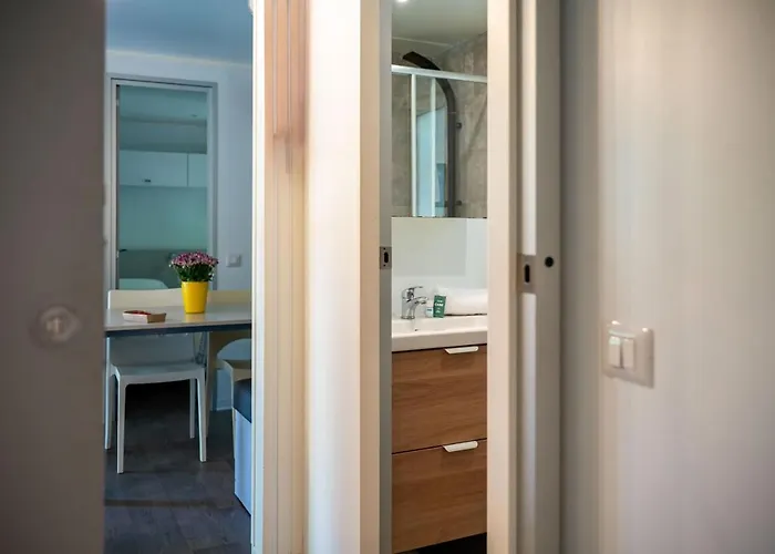 Village Torre Pendente 3*