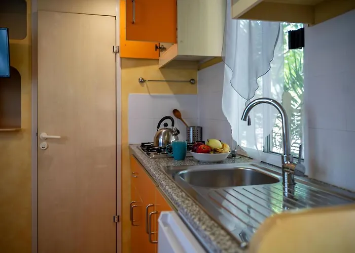 Village Torre Pendente Kamp alanı 3*